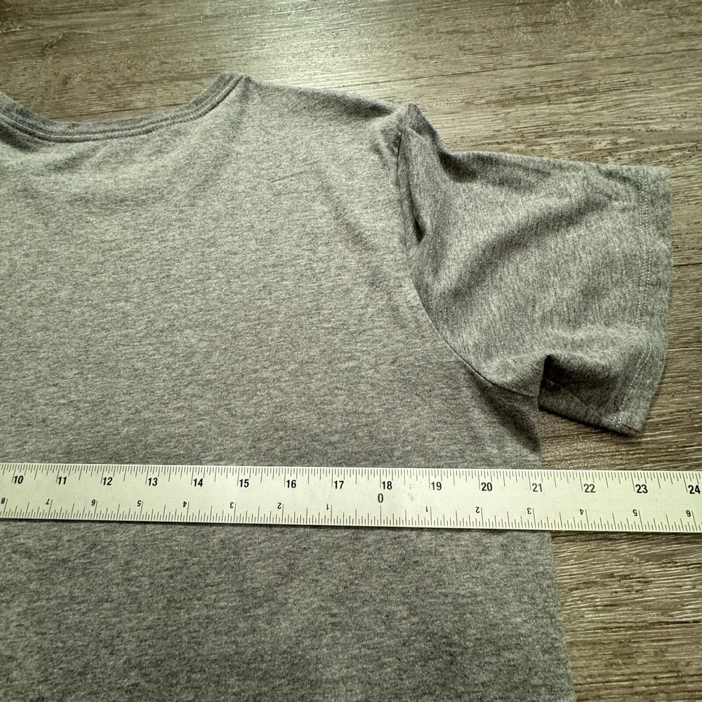 Nike Shirt Mens Large Gray Tee Spellout Short‎ Sleeve Crew Neck Casual Minimal